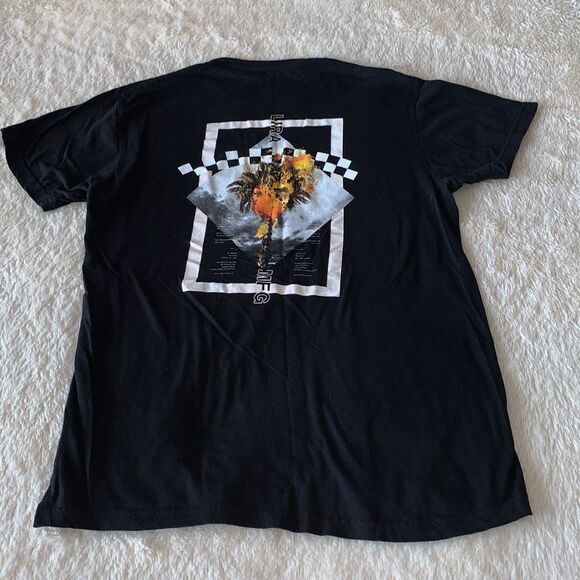 Lira graphic tee mens size Large - Picture 6 of 16
